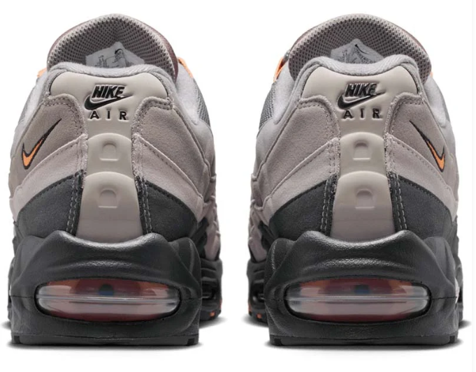 Nike Air Max 95 OG – Pencil Point / Hot Curry Sneakers